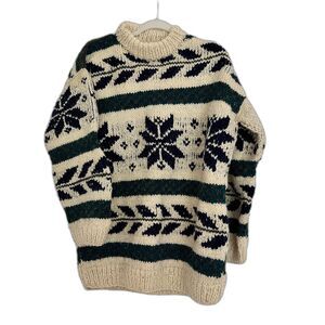 Vintage Artesanias Ishka Sweater Wool Chunky Knit Pullover Made in Ecuador